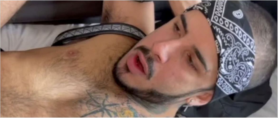 La vidéo du jour sur PinkX : "La grosse t*** de mon pote"