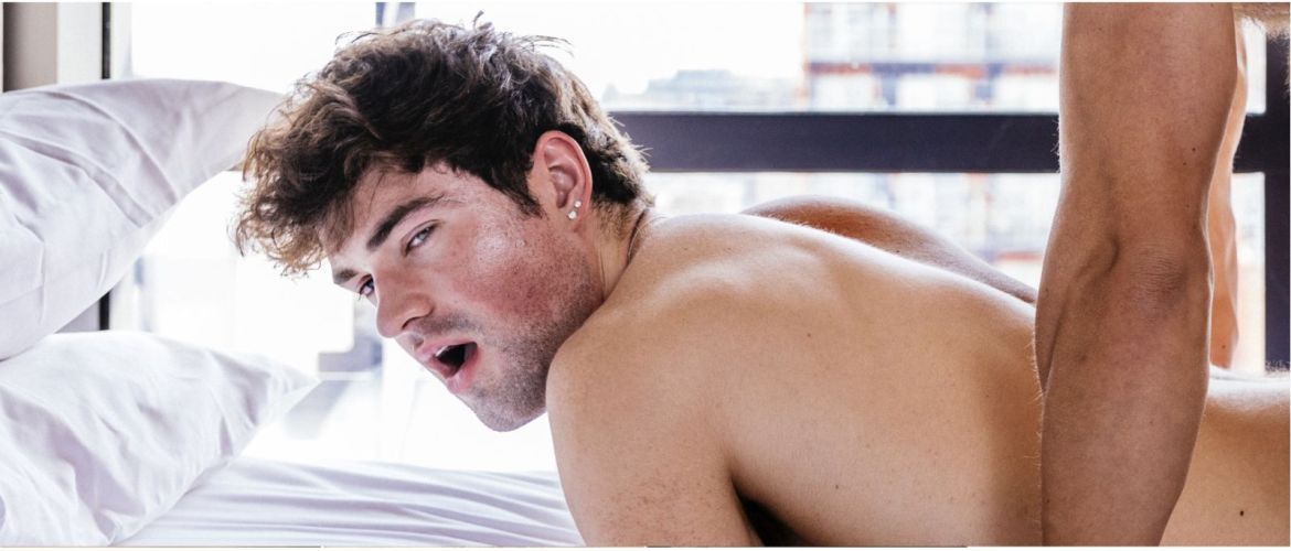 La nouveauté de la soirée sur PinkX : "Fill’er Up " et ses beaux mâles qui en veulent !!!