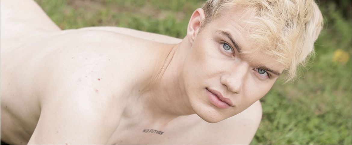 Blond comme le blé et chaud comme la braise… Gabriel Clay compte parmi les bogoss du week-end sur Man-X !